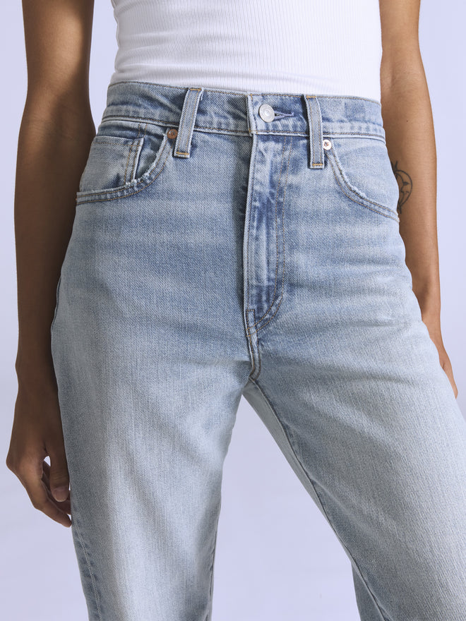 levi’s® blue tab™ 女裝 column 牛仔褲 A588800102430 Medium Indigo  – Levi's 香港