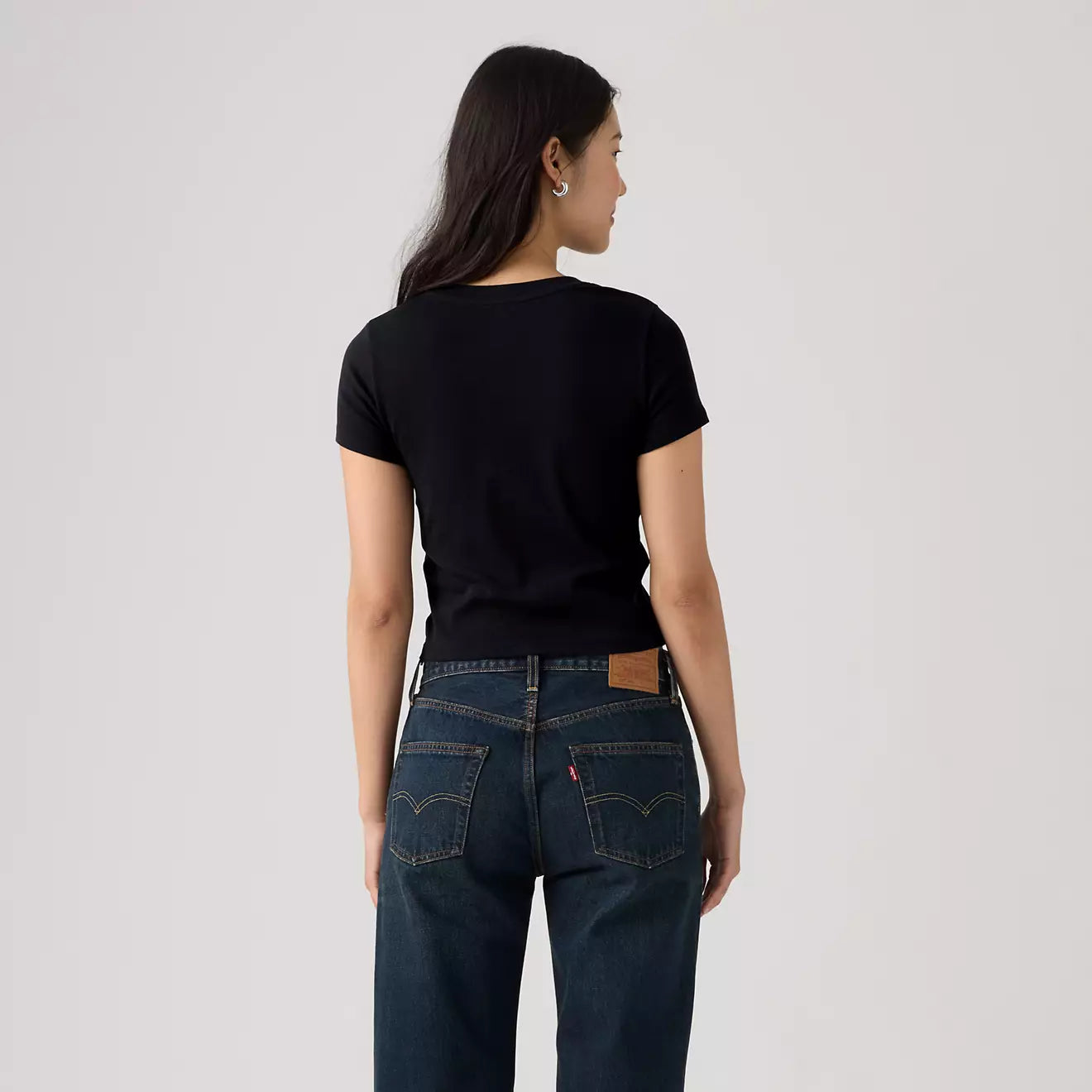 levi's® essential baby tee 基本款修身 t 恤 | 女裝   0085R0001XS- Black – Levi's 香港