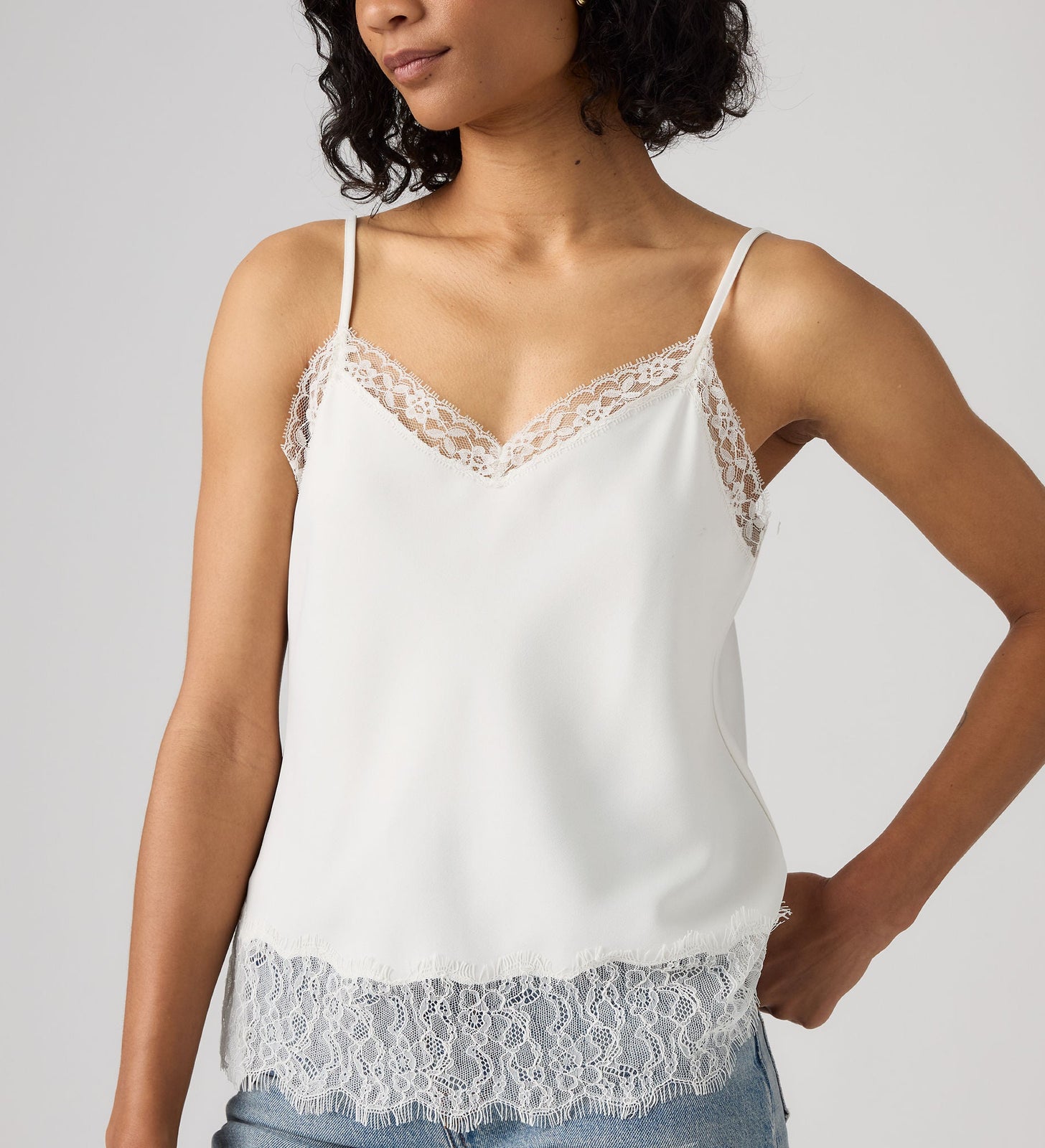 rosé's style levi's® lynn cami 00ATU0000XS- Whisper White – Levi's Hong Kong